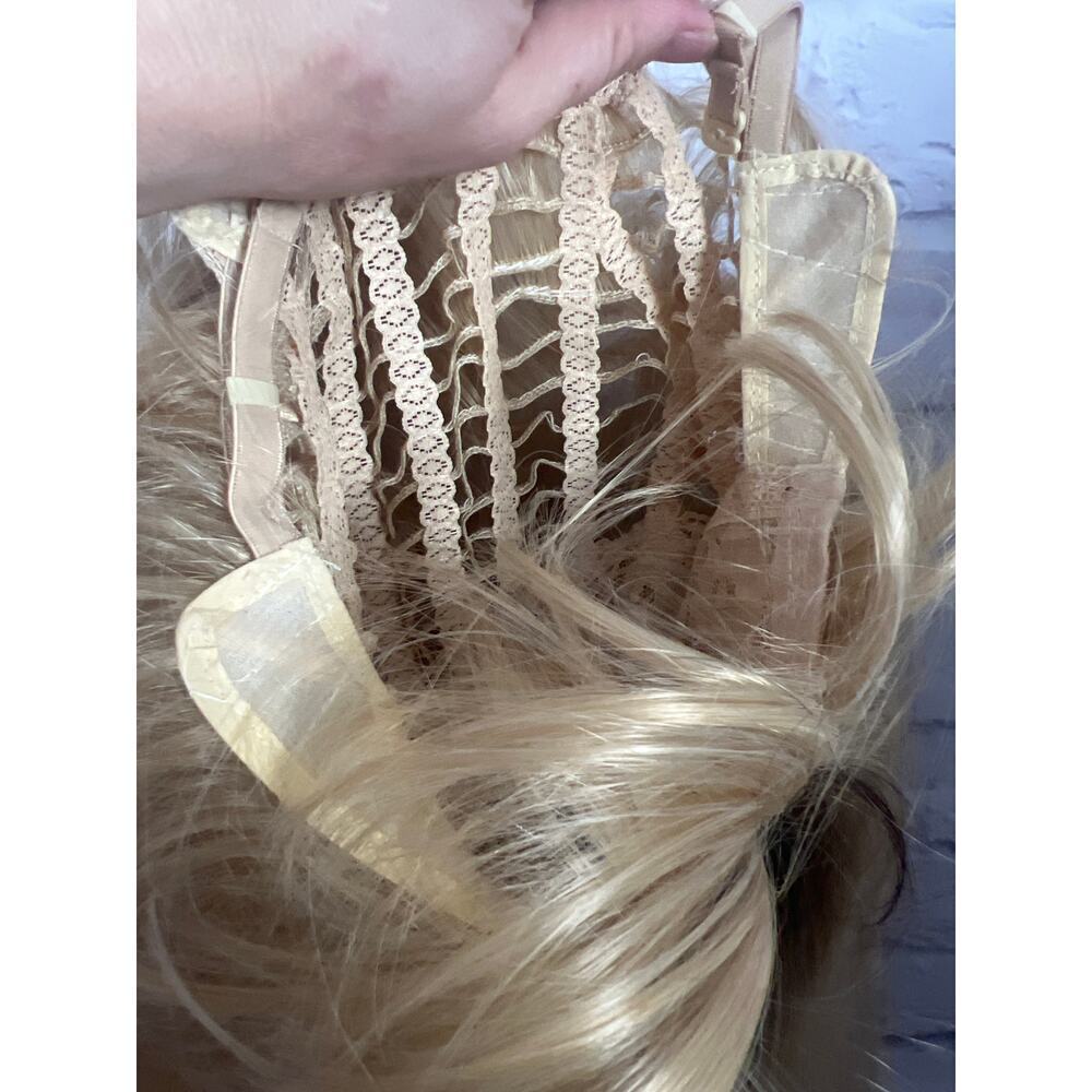 Honey Blonde and Medium Brown Side Bang Lace Front Wig - Picture 10 of 10